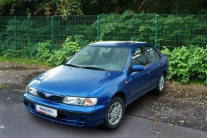 Nissan Almera Stufenheck N15