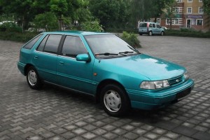 Hyundai Pony Front schräg