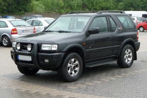 Opel Frontera B Dreitürer