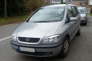 Opel Zafira A Front schräg