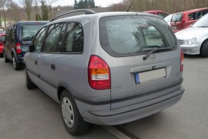 Opel Zafira A Heck schräg