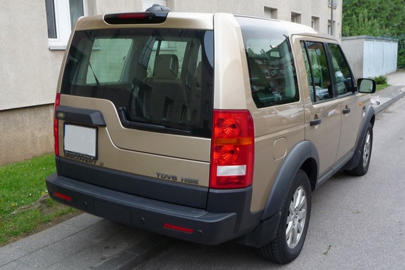 Land Rover Discovery 3 - größer und neu gestaltet