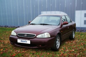 Kia Clarus GC nach Facelift