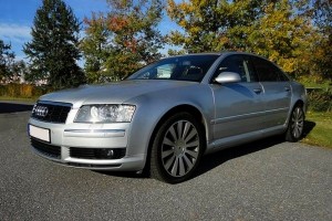 Audi A8 D3 Typ 4E Front