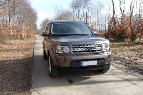 land-rover-dicovery-4-front