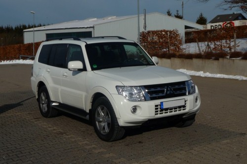 mitsubishi-pajero-v80-front