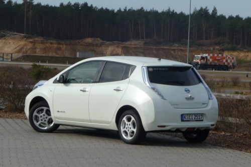 nissan-leaf-heck