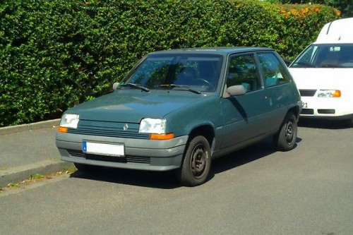 renault-5-front